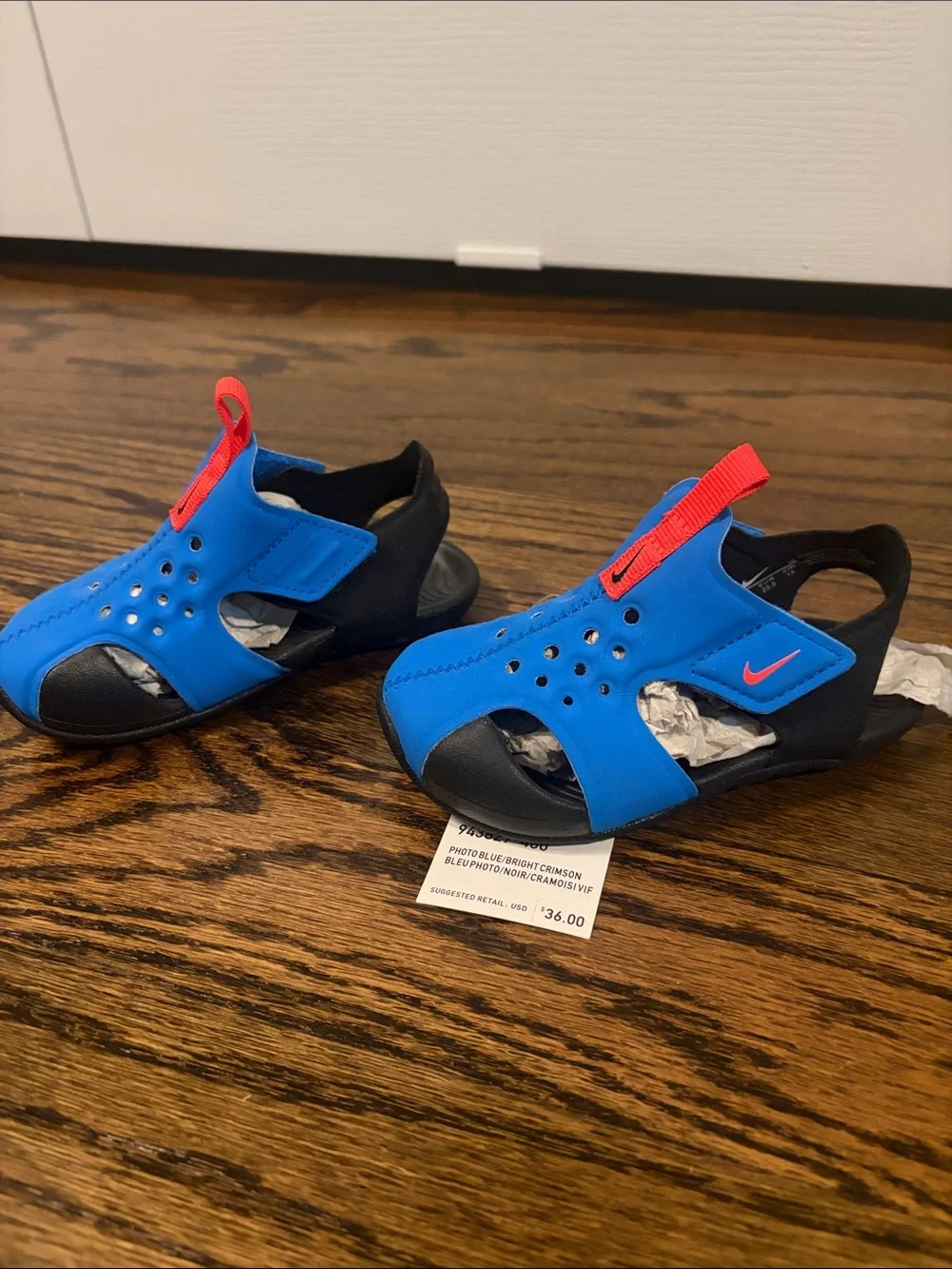 Nike Kids Sunray Protect 2 Photo Blue/ Bright Crimson size 7C Water Shoe